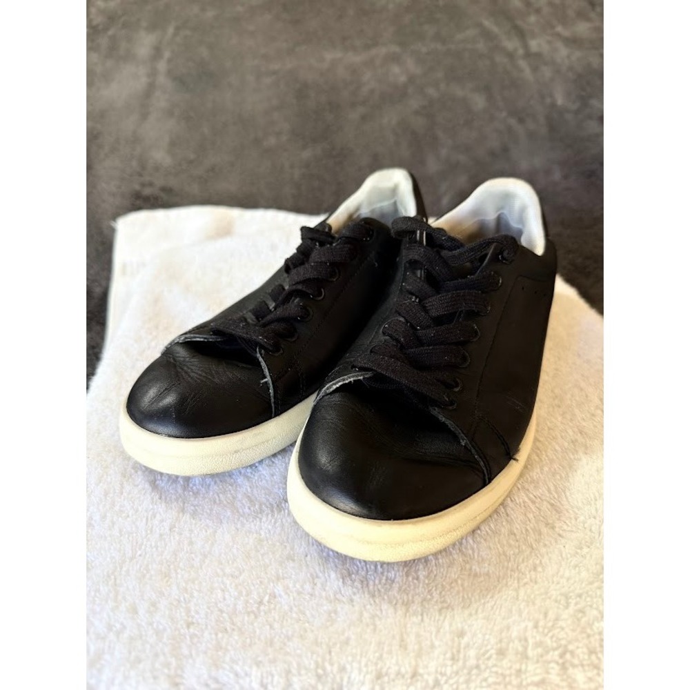 Tory Burch Howell Court Black Leather Low Top Sneakers 6.5M 8913